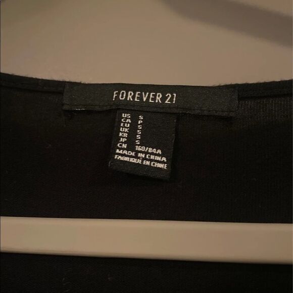 Forever 21 Women’s Top Blouse Color Block Size Small NWOT - Picture 3 of 4